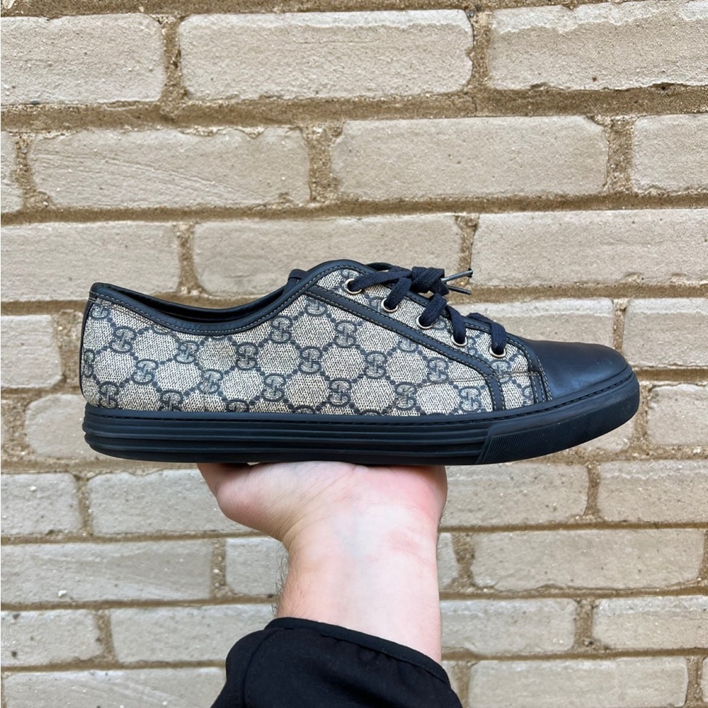 Gucci sneakers 100% Authentic